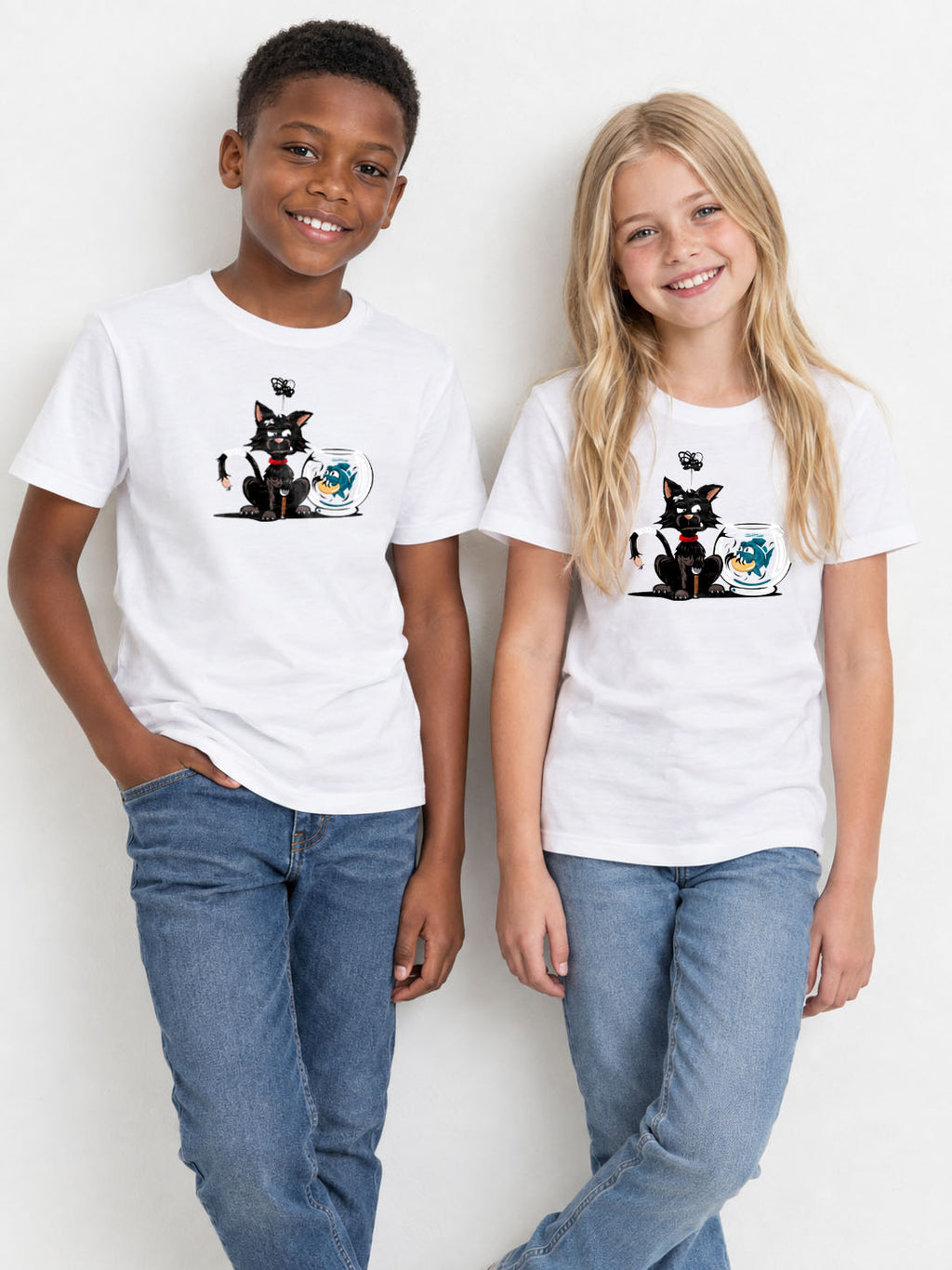 Originelles Kinder-T-Shirt – Der Piranha und die Katze