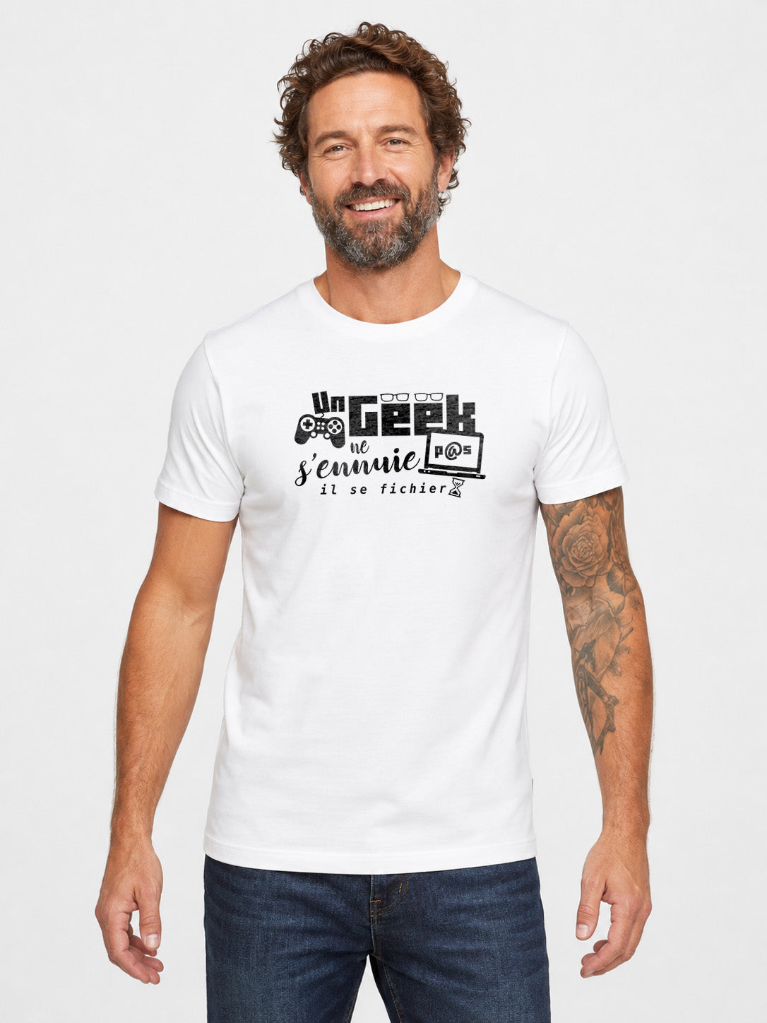 Un-geek-ne-s-ennuie-pas- T-shirt original